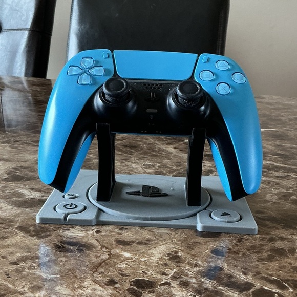 3 D printed PS5 controller stand **stand only** - Picture 1 of 4
